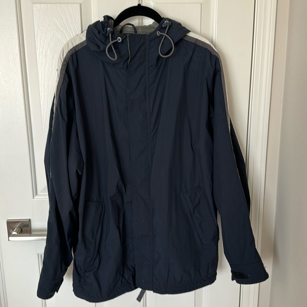 Men’s Gap Rain Jacket.
